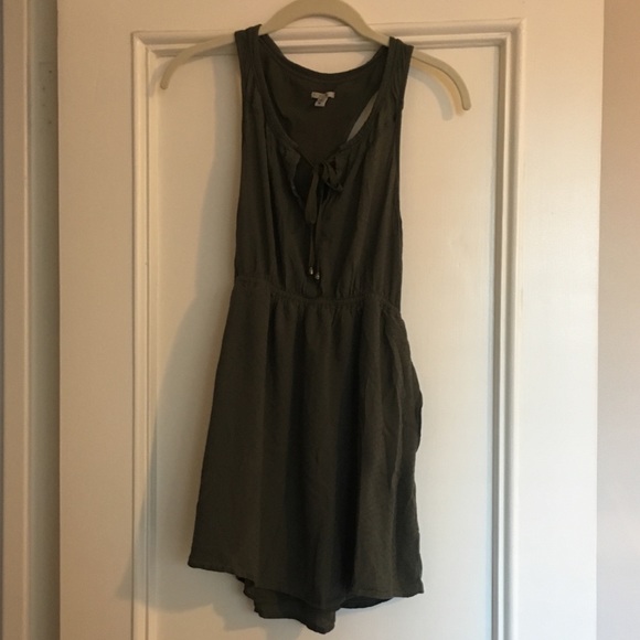 Ecote Dresses & Skirts - Olive green Ecote summer dress Ecote Dresses & Skirts - Olive green Ecote summer dress